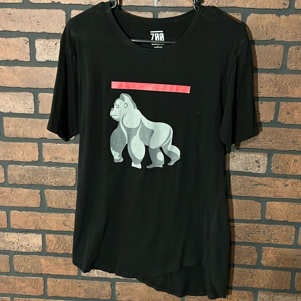 Mens rawgear zoo culture shirt with gorilla. Black. Size medium